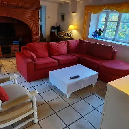 Holiday home Authentique Presbytere Pour 6 Personnes *