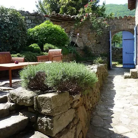 Authentique Presbytere Pour 6 Personnes Holiday home *